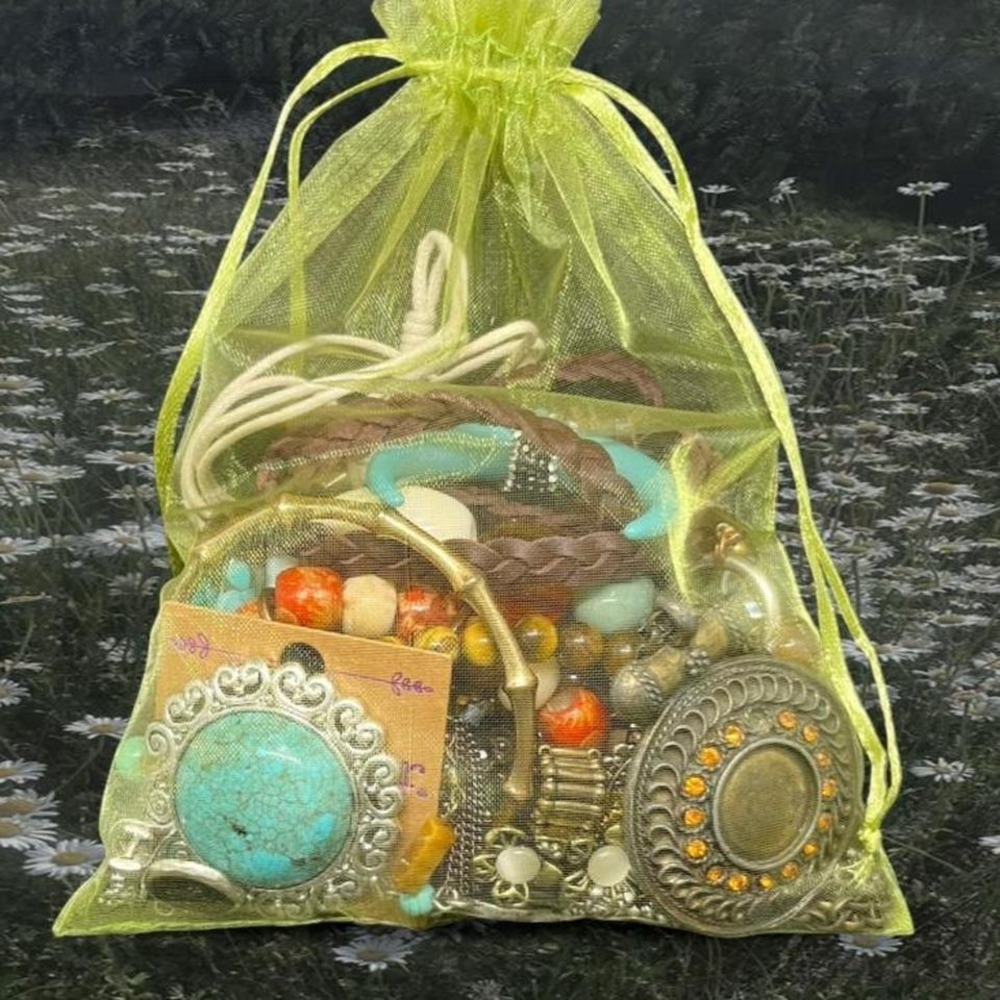 Mystery boho jewelry bag